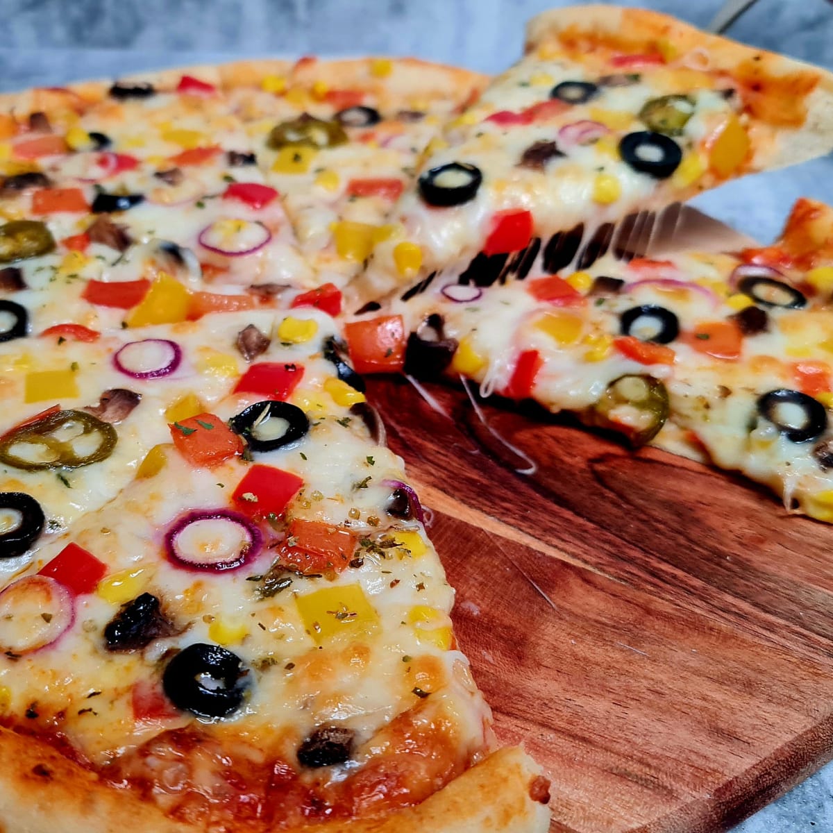 Vegetarian Pizza Easy And Delicious Veggie Pizza Recipe 3426